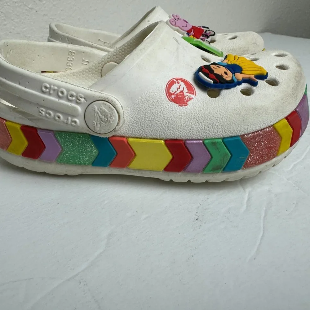 CROCS Girl's Sandals Flip Flop Clogs White Rainbow Size C7